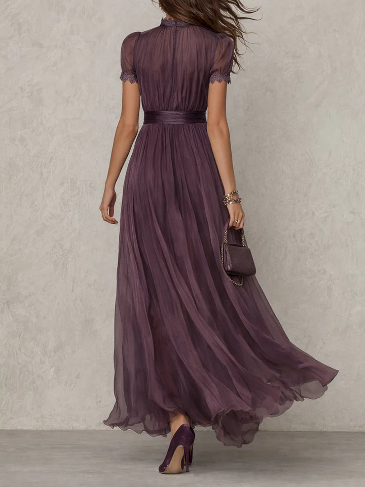 Flavia - Vestido Largo Morado de Gasa con Encaje